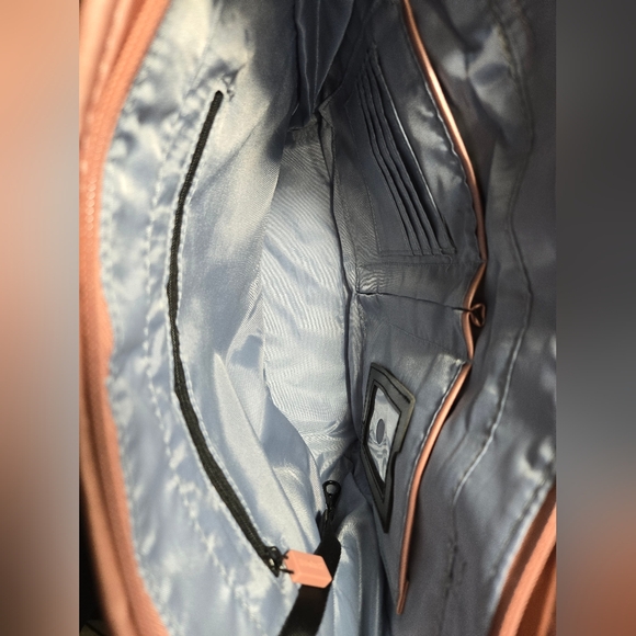 IHKWIP More Love Heart Quilted Messenger Crossbody Purse- Metallic Rose Gold - Picture 15 of 16